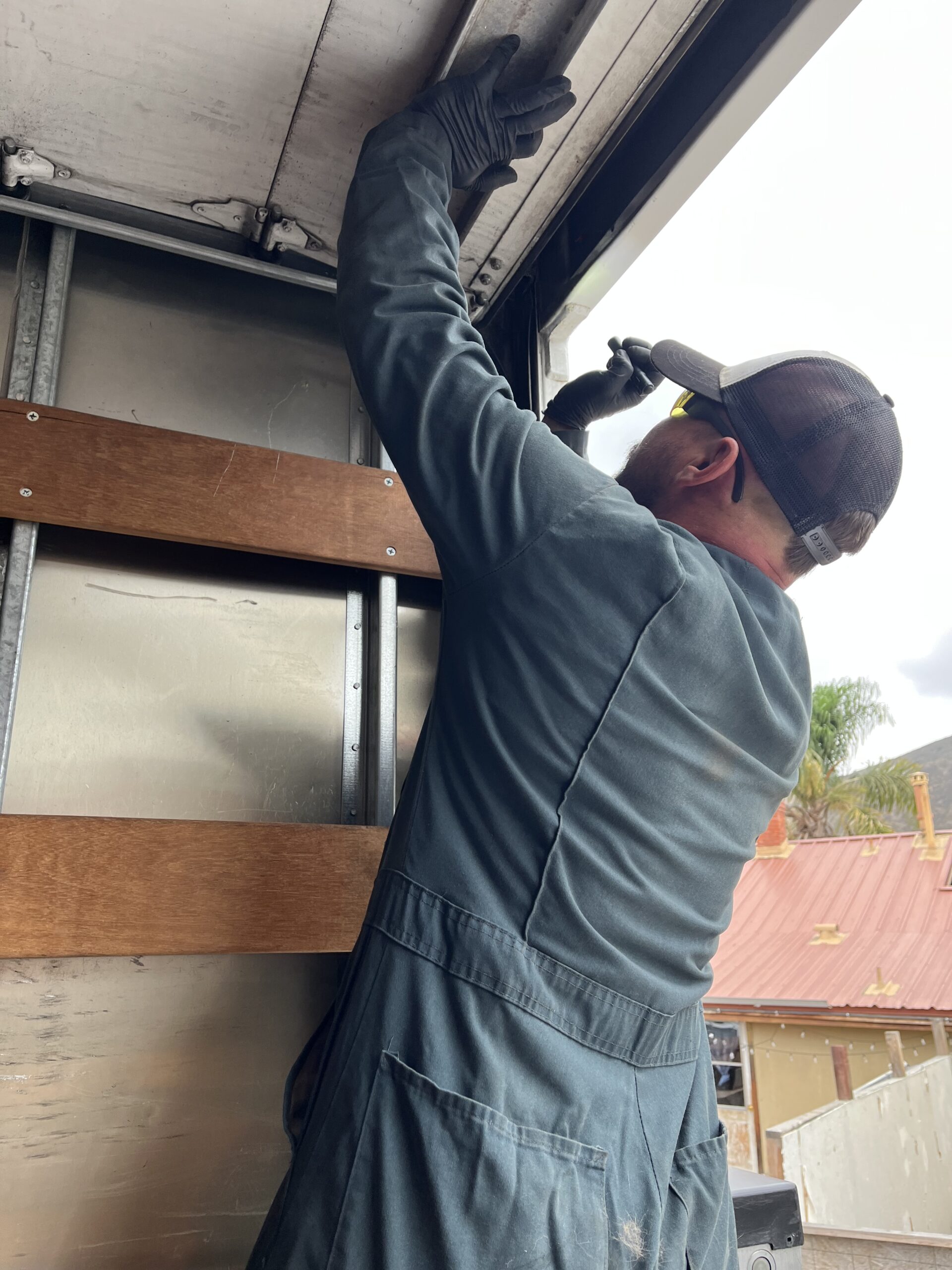 Roll Up Door Repair in Ventura